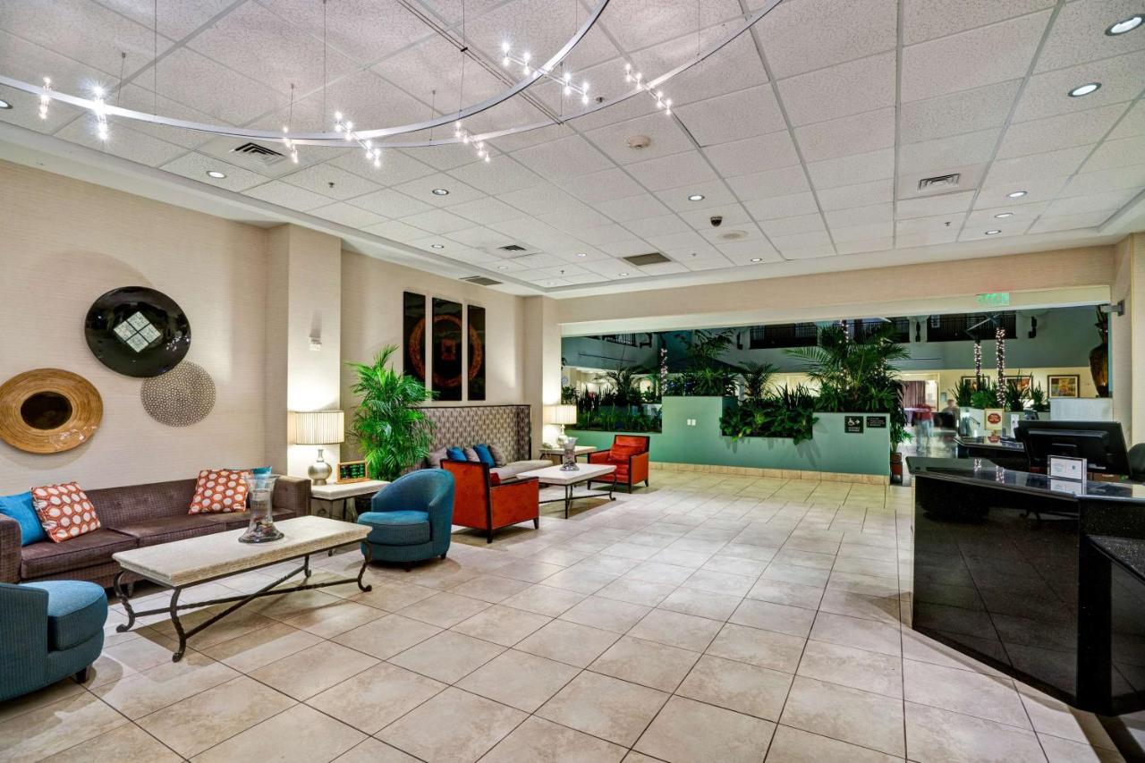 Embassy Suites Fort Myers - Estero Dış mekan fotoğraf