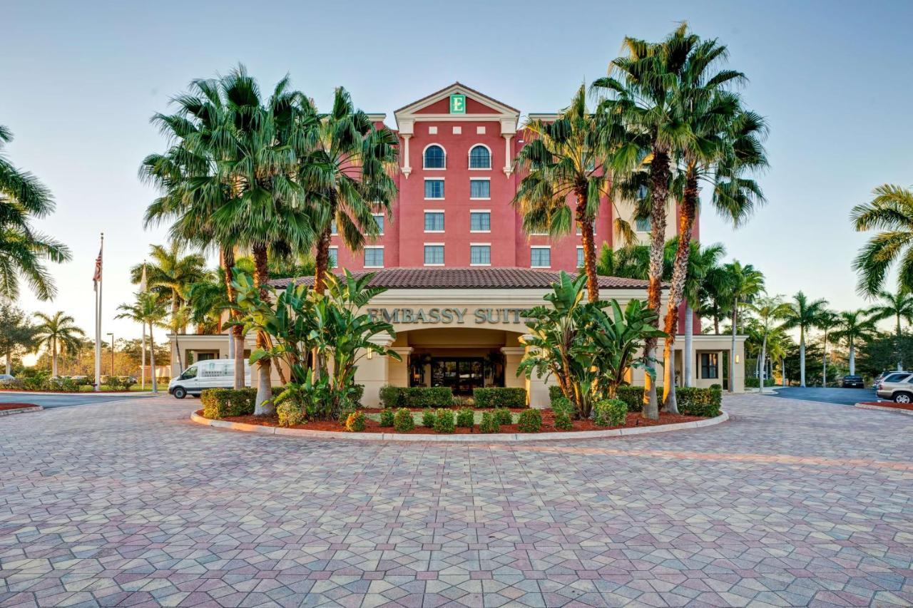 Embassy Suites Fort Myers - Estero Dış mekan fotoğraf