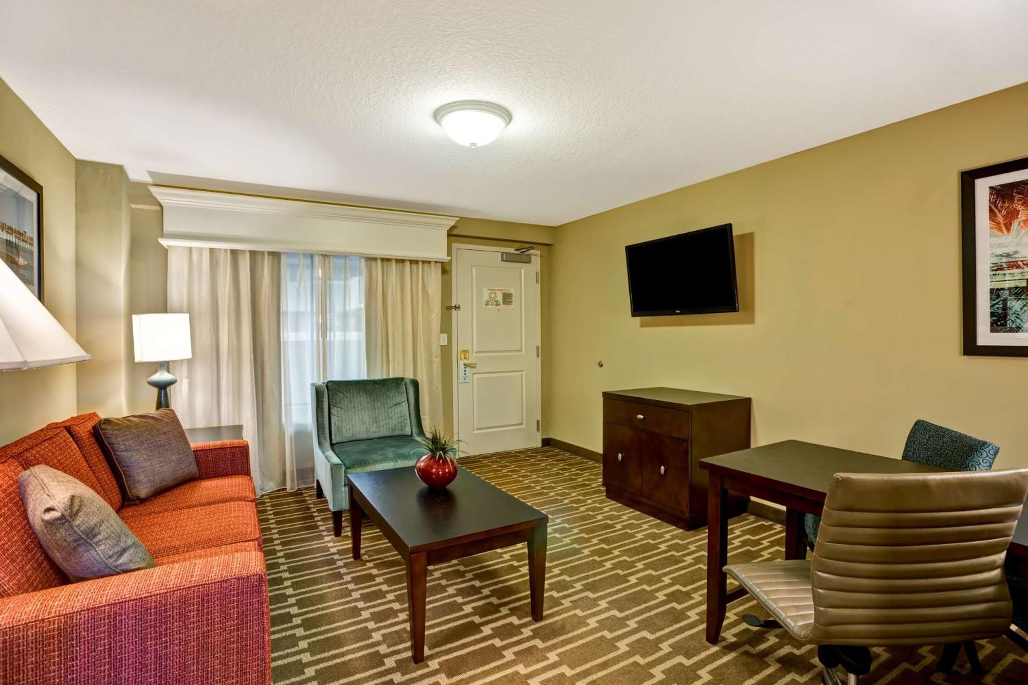 Embassy Suites Fort Myers - Estero Dış mekan fotoğraf