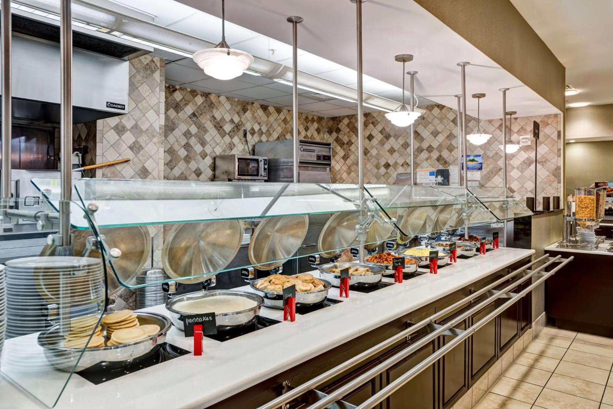 Embassy Suites Fort Myers - Estero Dış mekan fotoğraf