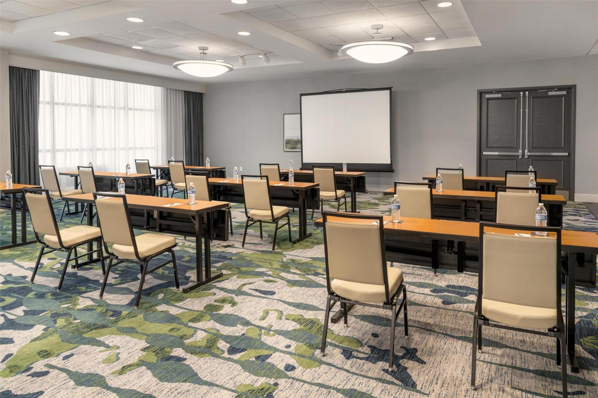 Embassy Suites Fort Myers - Estero Dış mekan fotoğraf